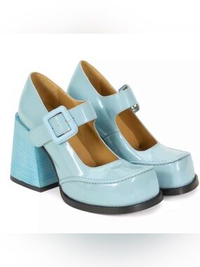Preowned John Fluevog Laurie Platform Mary Janes in Light Blue Size 9